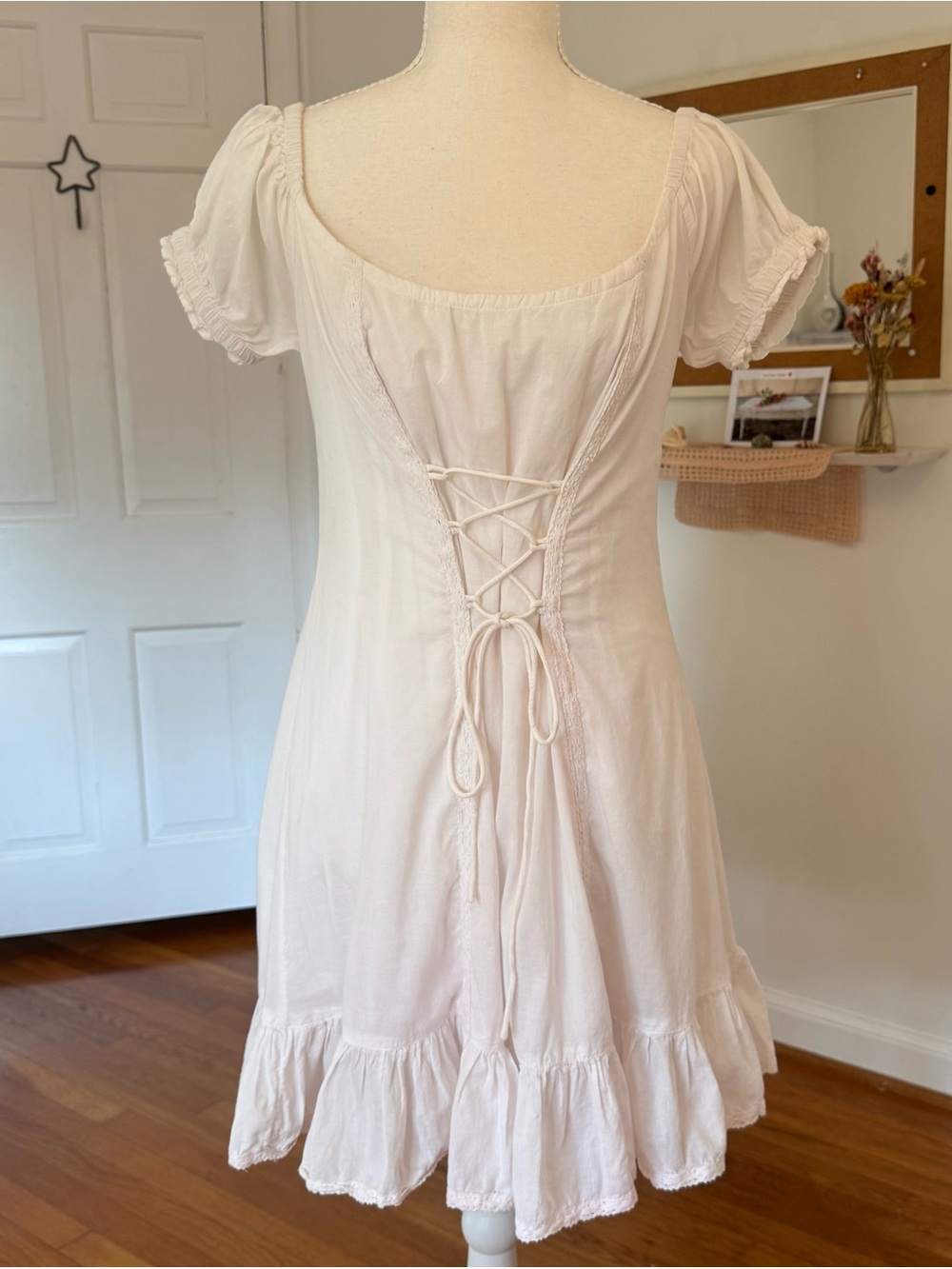 Urban Outfitters Kimchi Blue Heidi Lace Up Corset Lined Mini Dress in White Med